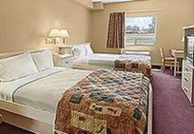 Days By Wyndham Hotel Leamington